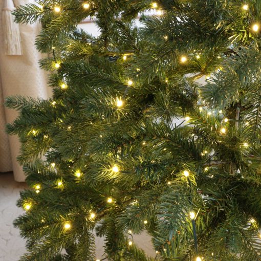 M800STR-31V-WW-GR-T-03 800 Warm White Twinkling LED String Lights on Green Wire. Plug in Fairy Lights.