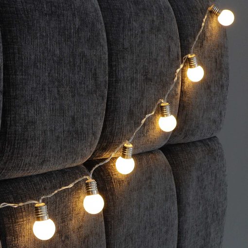 QB_LED16_E14BULB_BAT_WW_TR_OP_05 Indoor/Outdoor mini opaque festoon lights with 16 Warm White LEDs on Clear Cable. Battery powered fairy lights with timer
